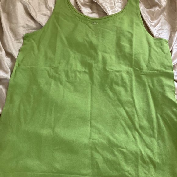 Sports wear tank top - Picture 2 of 2